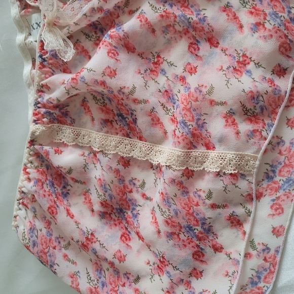 Floral Sleep Shorts, Lg Forever 21 - Picture 8 of 9